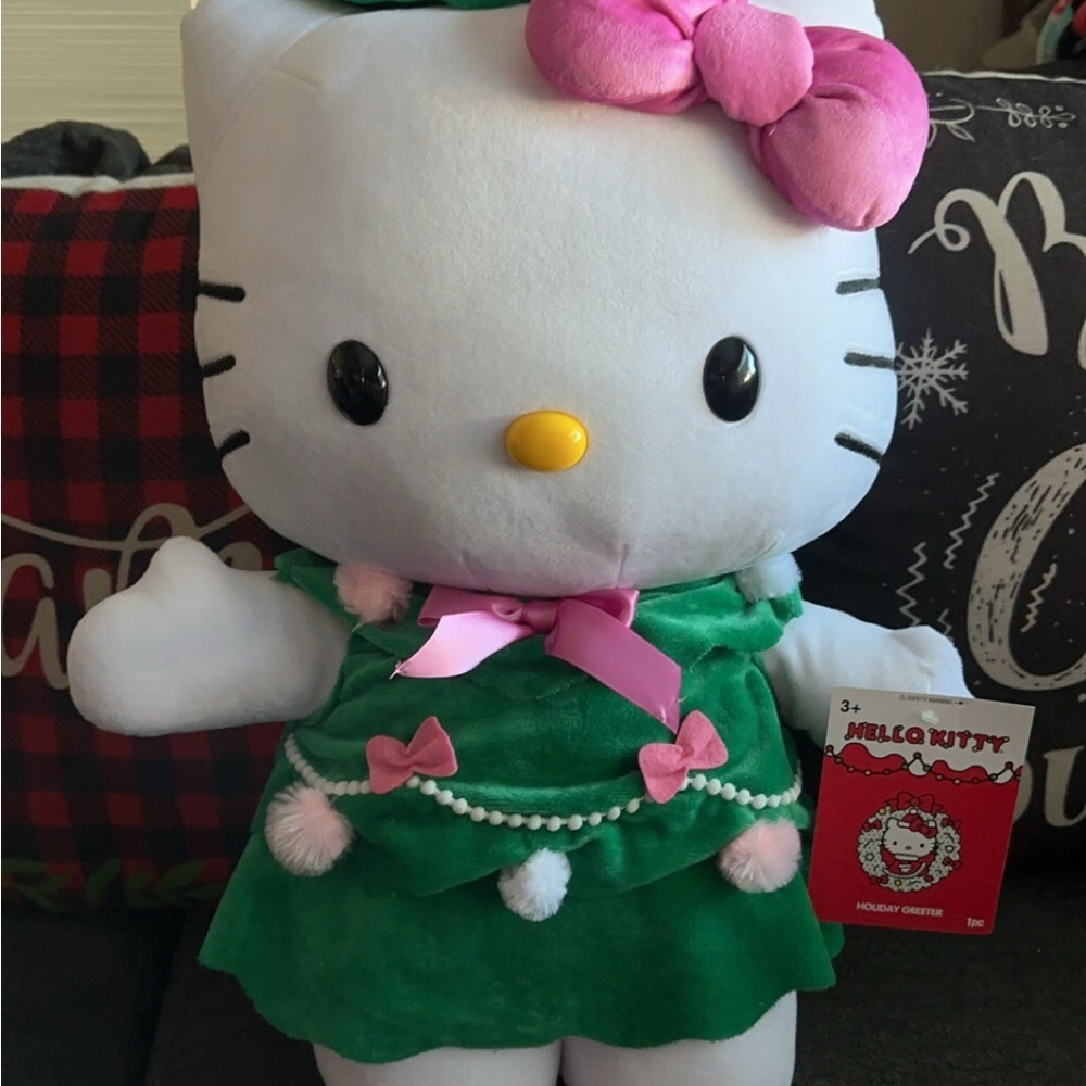 Hello Kitty Christmas Tree Greeters